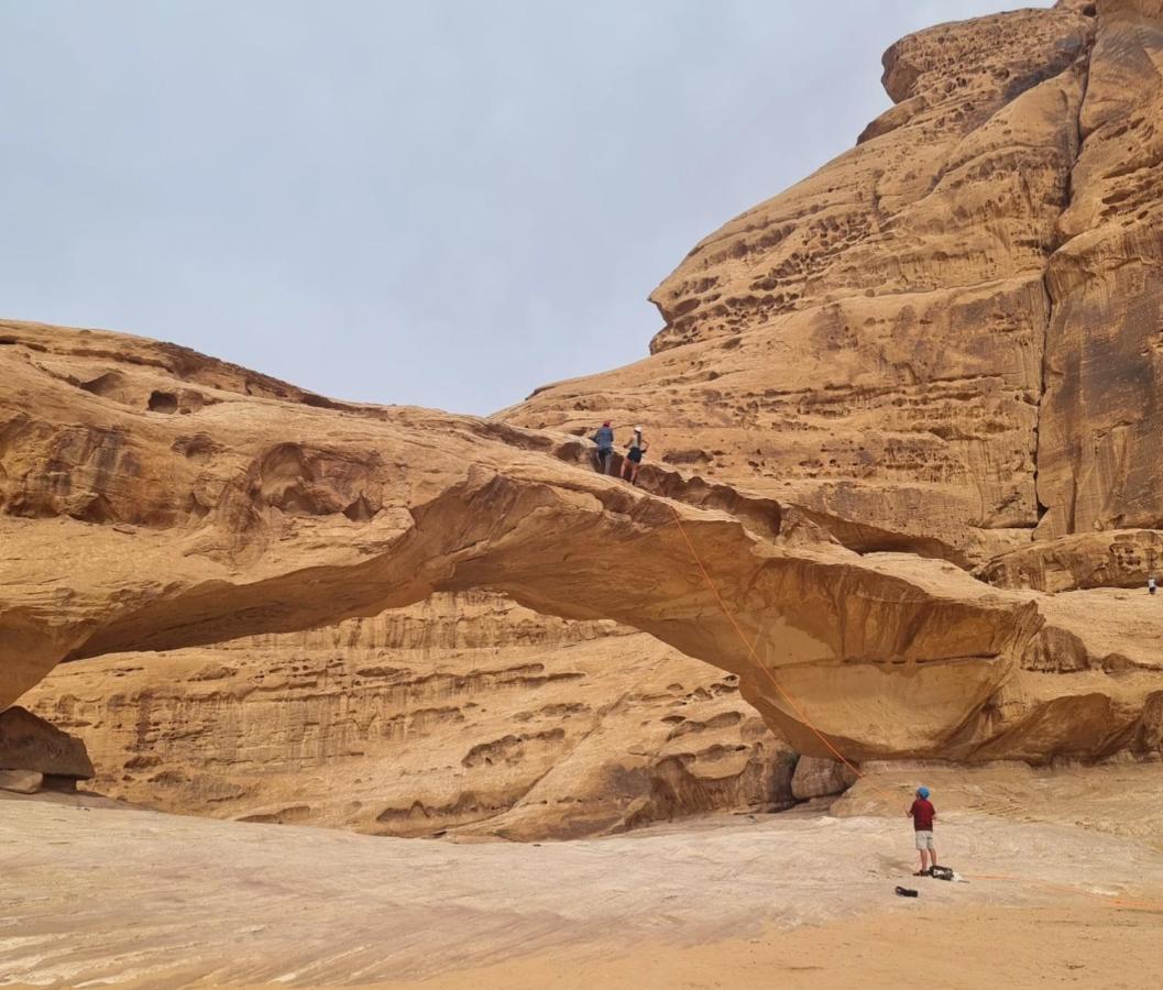 Wadi Rum Hugo Camp Exterior photo